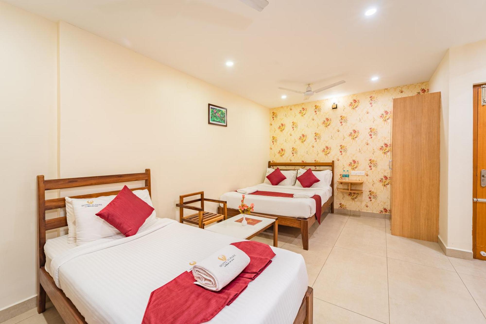 Hotel VI Park - City Centre 蓬蒂切里 外观 照片