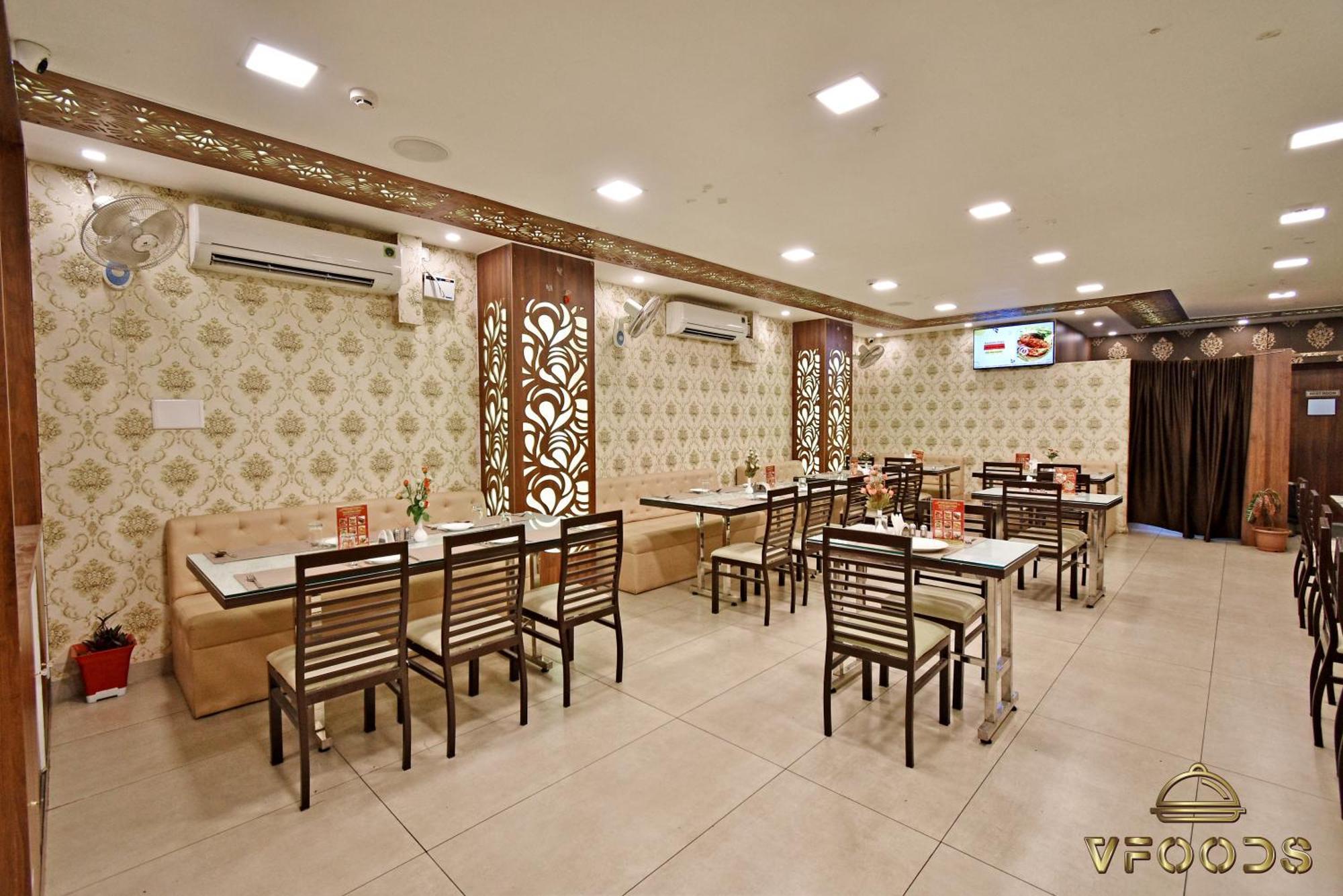 Hotel VI Park - City Centre 蓬蒂切里 外观 照片