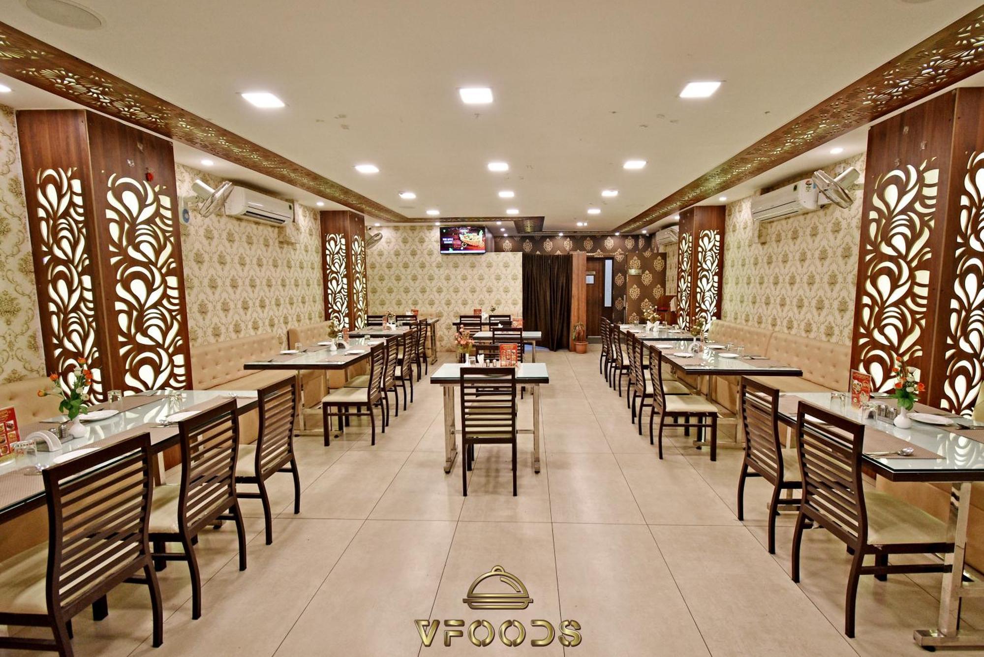 Hotel VI Park - City Centre 蓬蒂切里 外观 照片