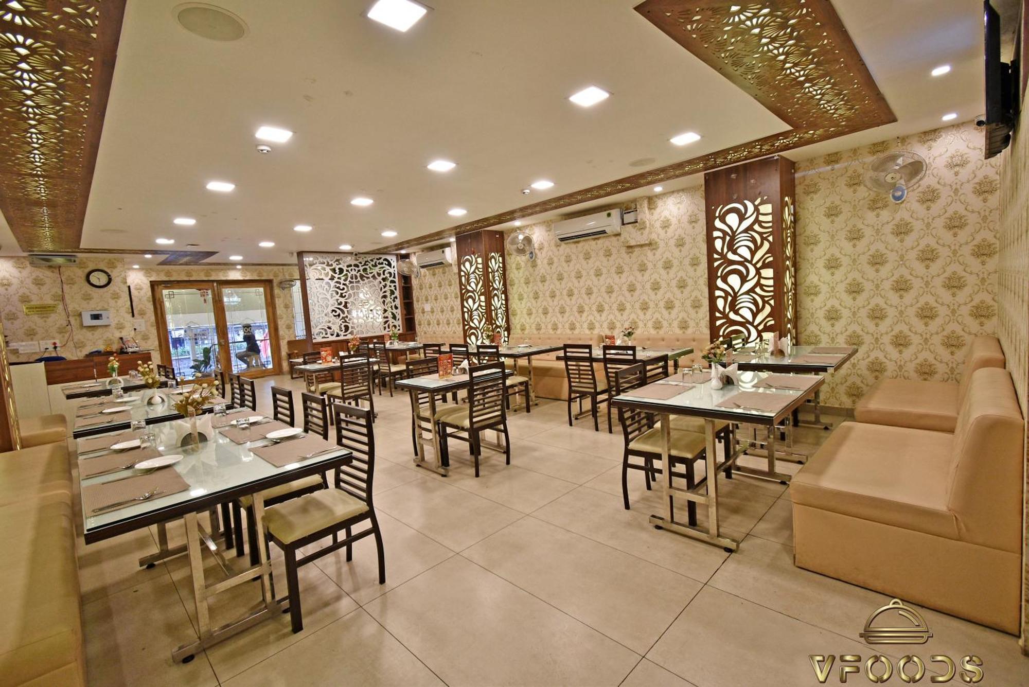 Hotel VI Park - City Centre 蓬蒂切里 外观 照片
